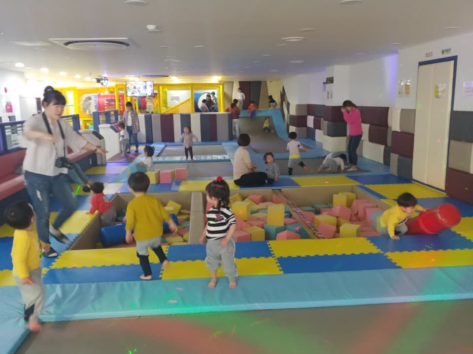 팡팡키즈카페 사진 2